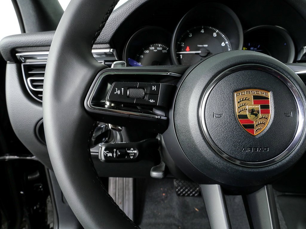 New 2026 Porsche Macan image 10