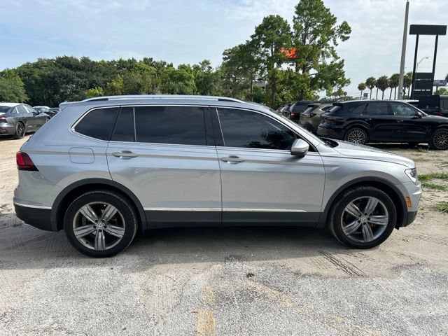 Used 2020 Volkswagen Tiguan SEL FWD image 19