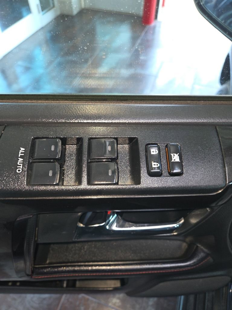 Used 2020 Toyota 4Runner Venture w/ Moonroof Package AWD/4WD image 12