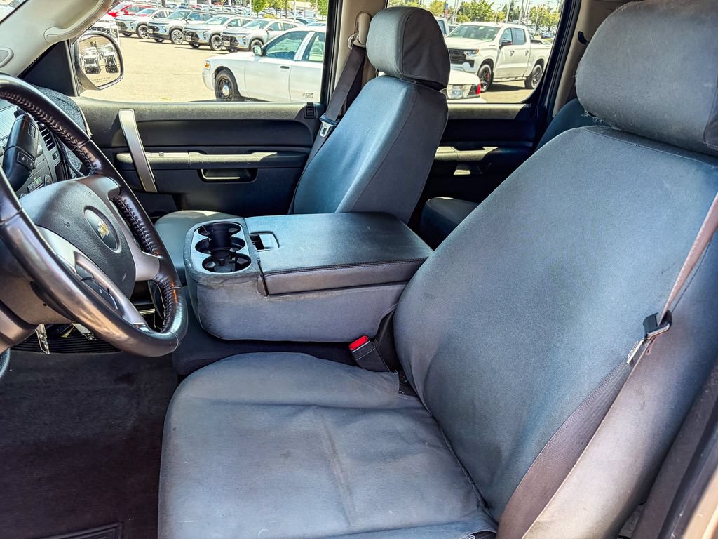 Used 2013 Chevrolet Silverado 1500 LT w/ All-Star Edition AWD/4WD image 37