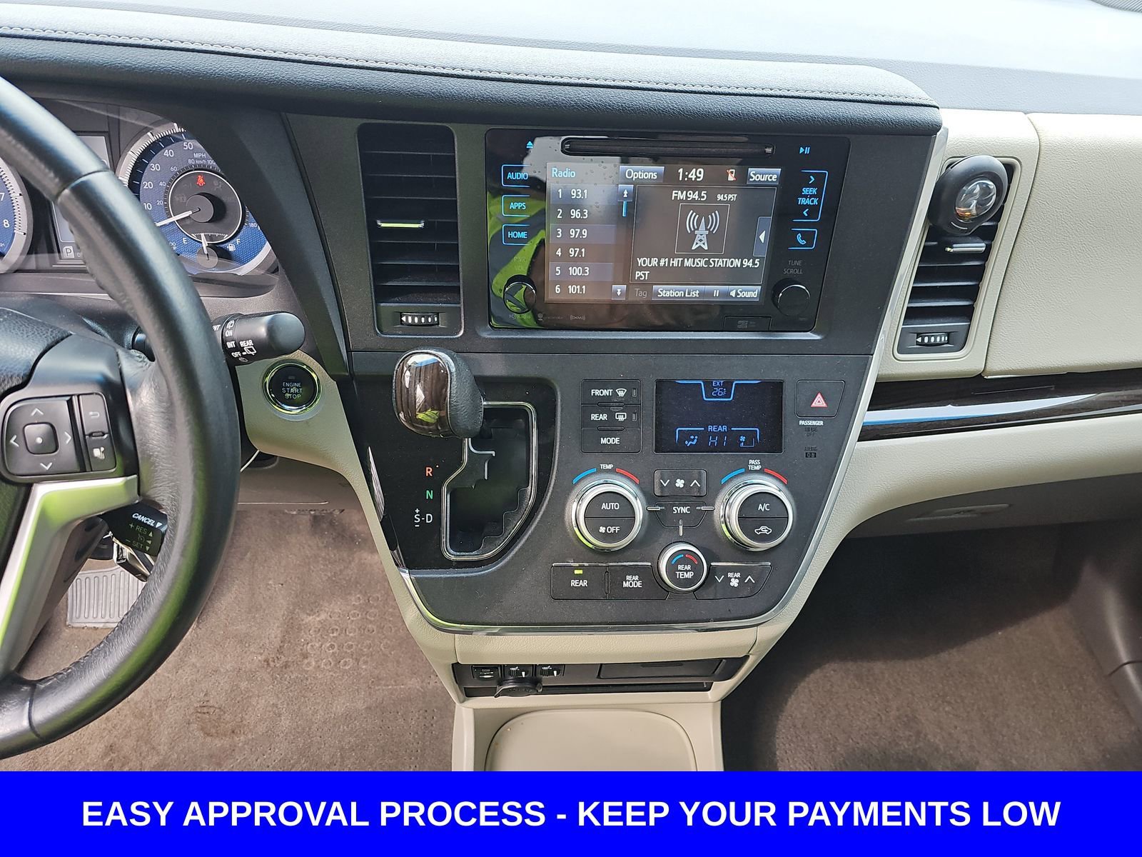 Used 2017 Toyota Sienna XLE Premium image 20