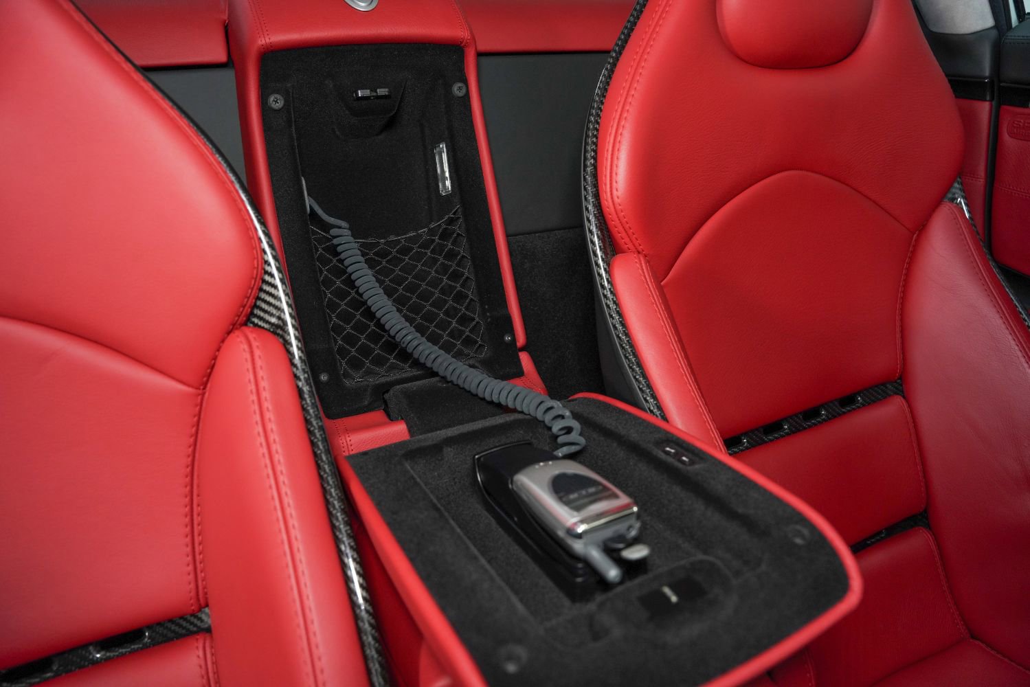 Used 2005 Mercedes-Benz SLR Coupe image 38