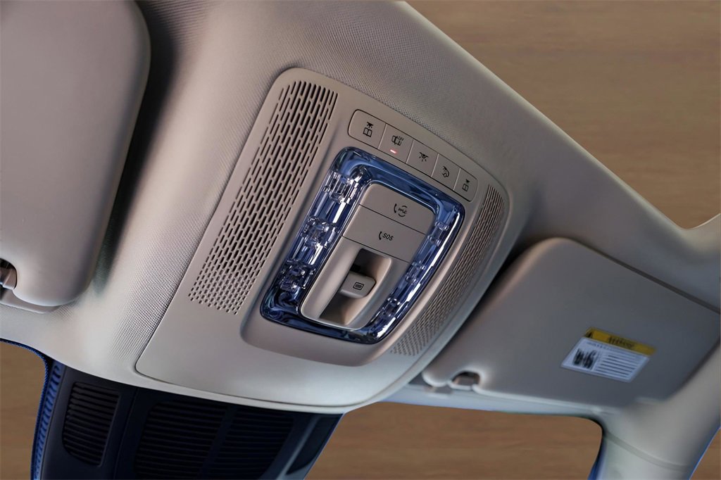 Used 2025 Mercedes-Benz GLE 350 4MATIC image 21