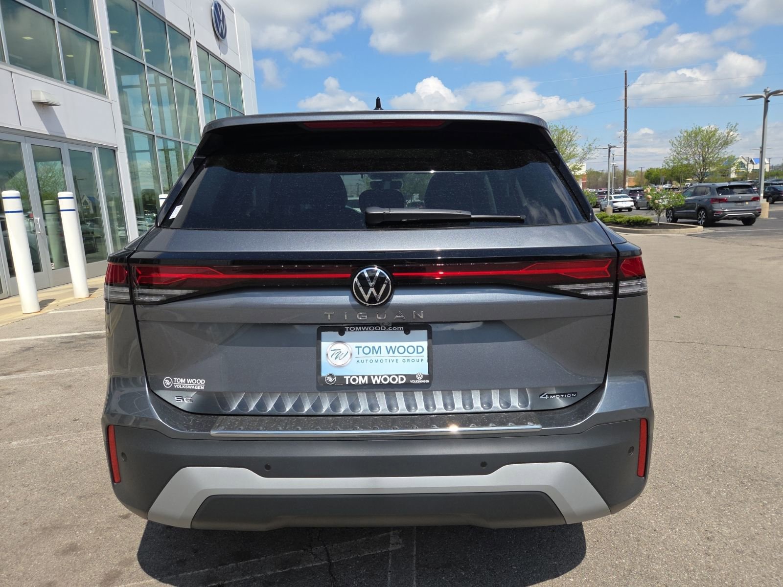 New 2026 Volkswagen Tiguan SE AWD/4WD image 5