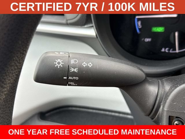 Used 2025 Toyota Sienna LE FWD image 26