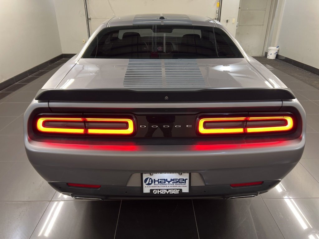 Used 2016 Dodge Challenger SXT w/ Blacktop Package image 5