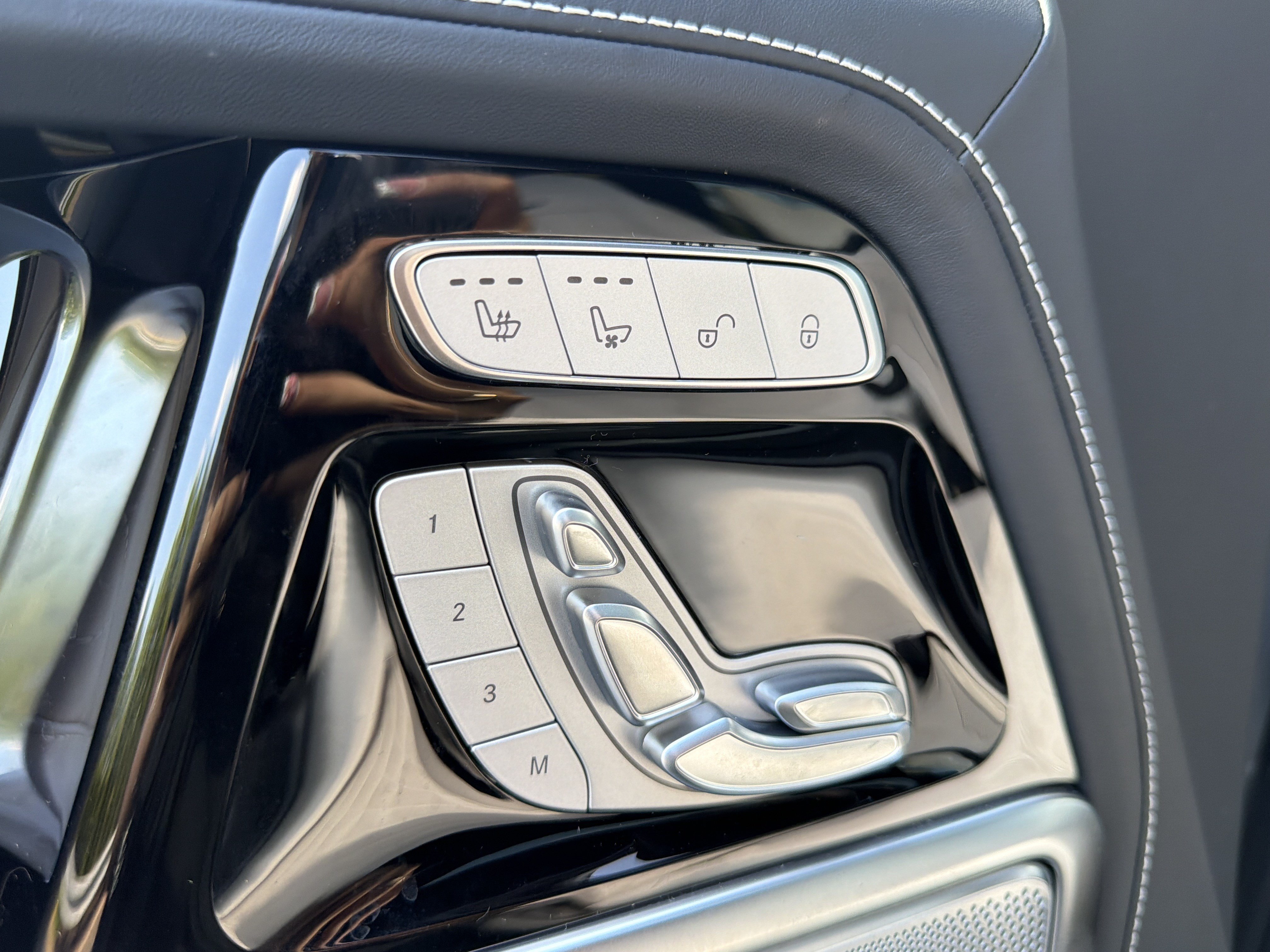 Used 2027 Mercedes-Benz G 63 AMG 4MATIC image 76