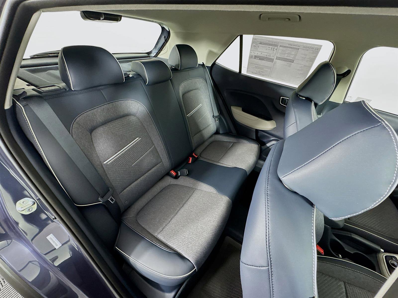 New 2025 Hyundai Venue Limited image 26