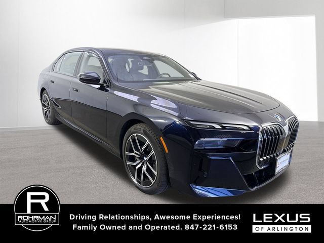 Used 2026 BMW 760i xDrive AWD/4WD image 3