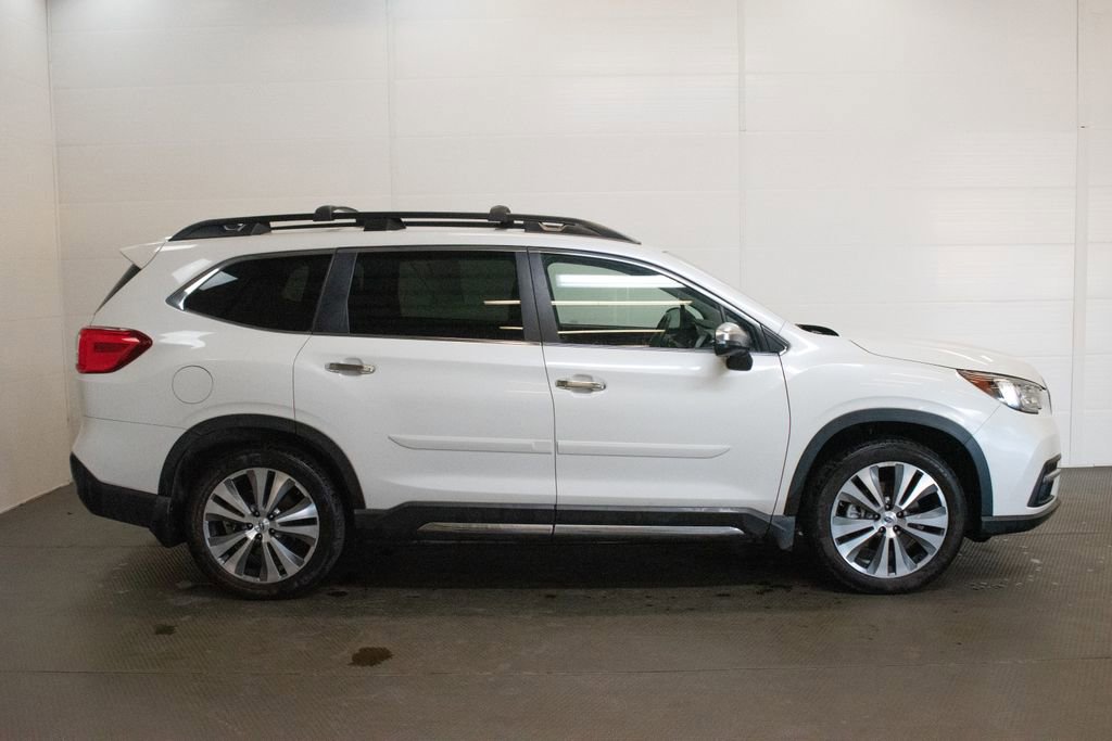 Used 2022 Subaru Ascent Touring w/ Popular Package #2A image 3