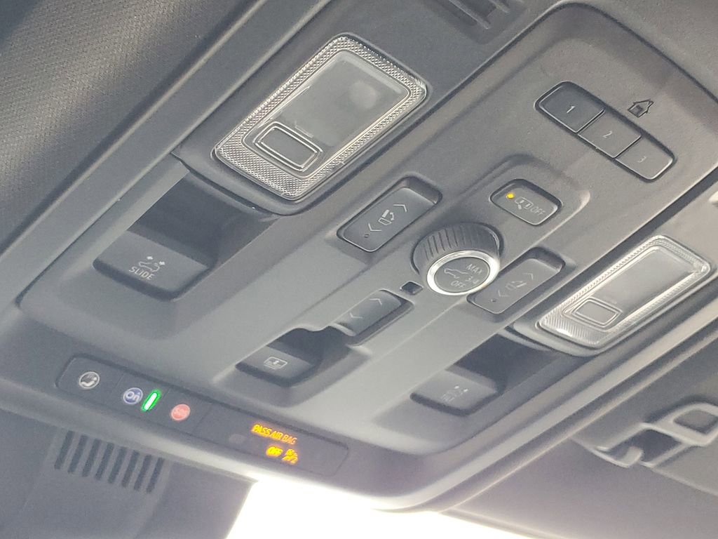 Used 2024 GMC Yukon Denali image 24