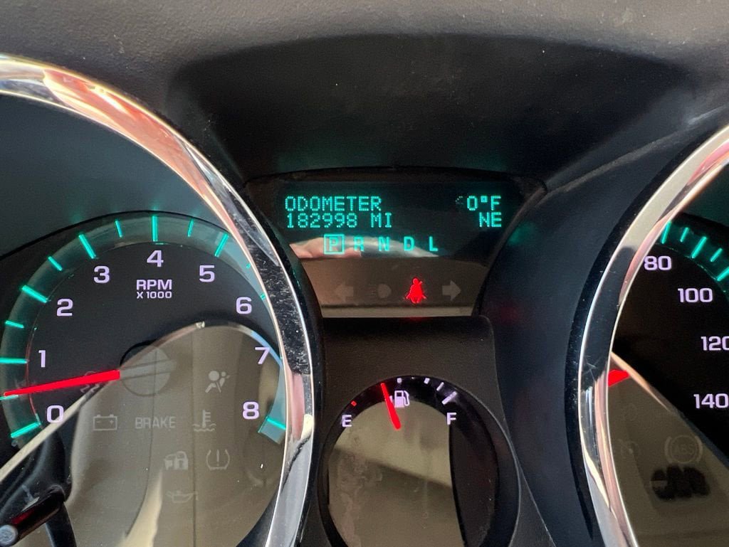 Used 2011 Chevrolet Traverse LT w/ Personal Connectivity Package AWD/4WD image 11