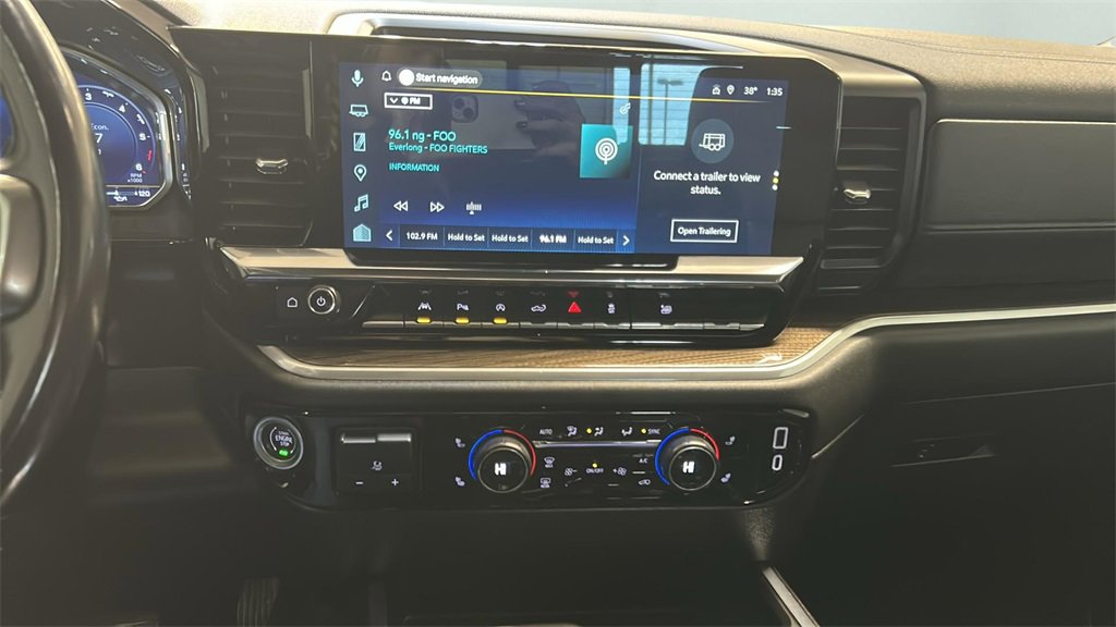 Used 2022 Chevrolet Silverado 1500 RST image 10