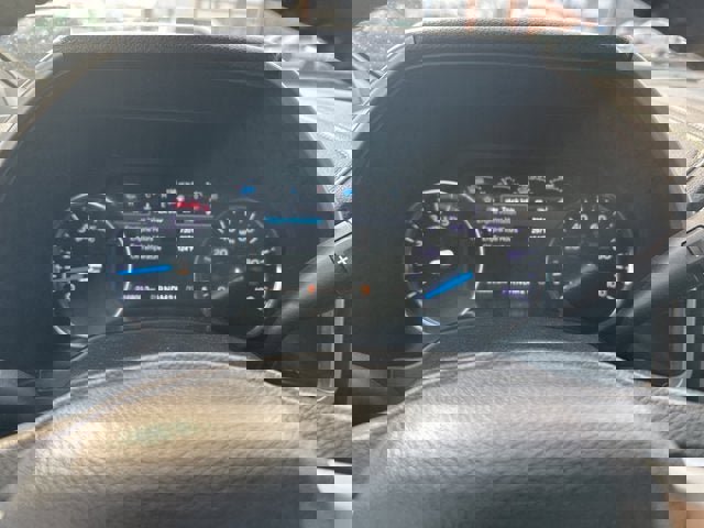 Used 2017 Ford F350 Lariat w/ Chrome Package image 15