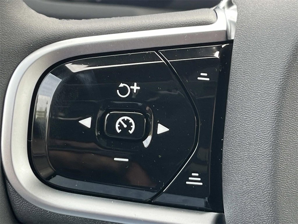 New 2026 Volvo XC90 B6 Ultra image 25