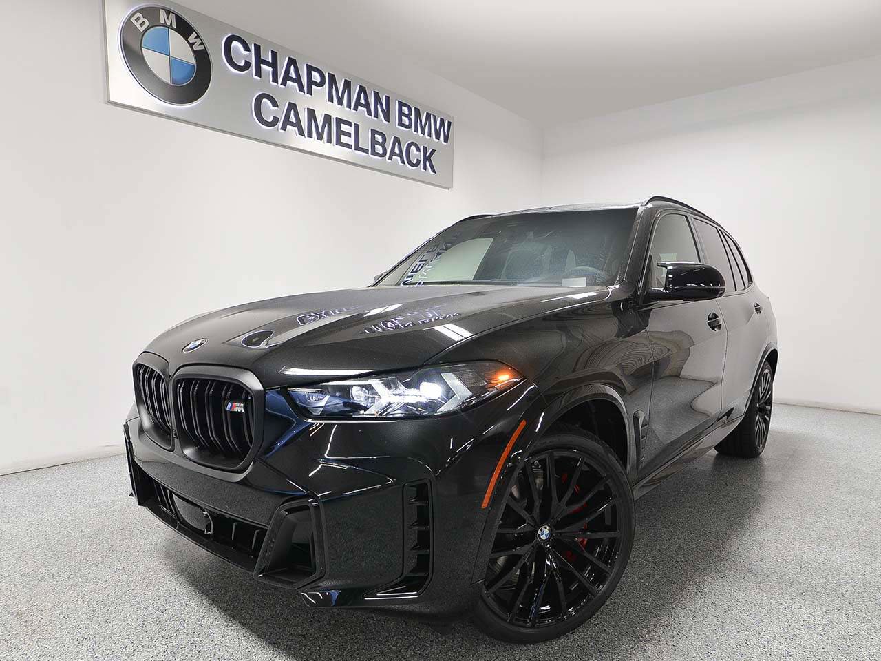 New 2026 BMW X5 M60i image 1