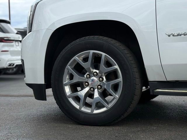 Used 2018 GMC Yukon XL SLT w/ Open Road Package AWD/4WD image 53
