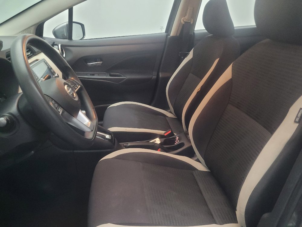 Used 2021 Nissan Versa SV FWD image 17