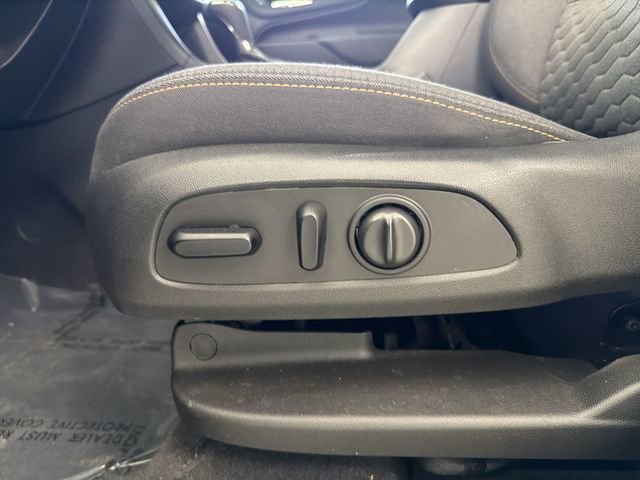 Certified 2020 Chevrolet Equinox LT w/ Driver Convenience Package image 21