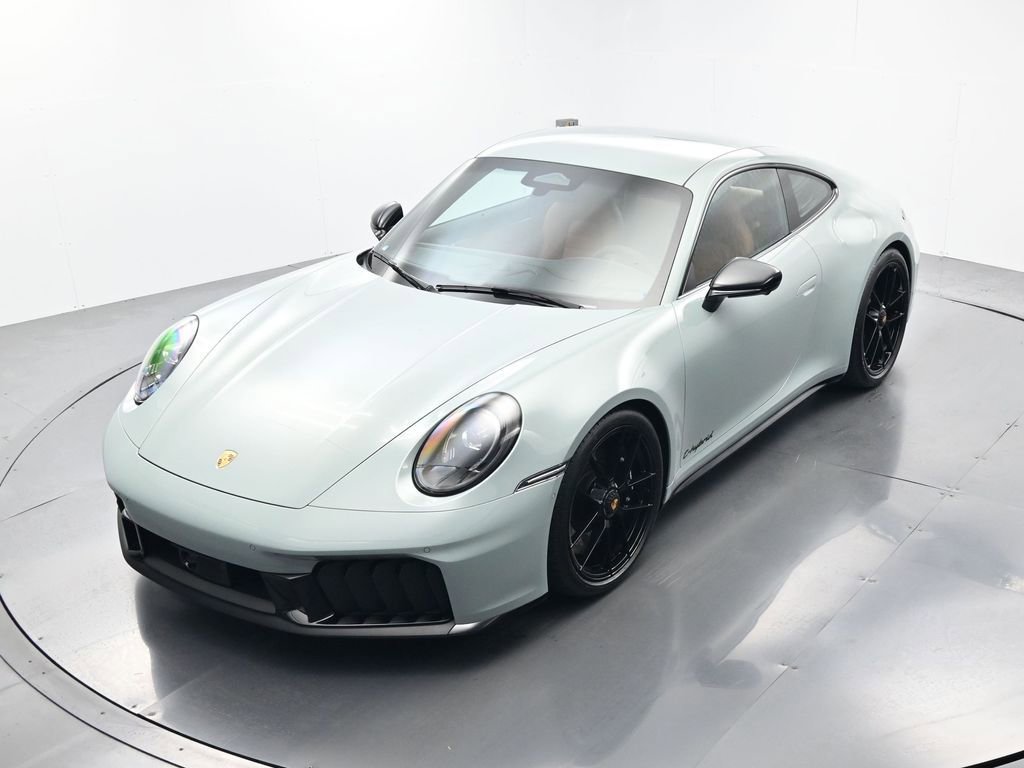 Certified 2026 Porsche 911 Carrera GTS RWD image 33