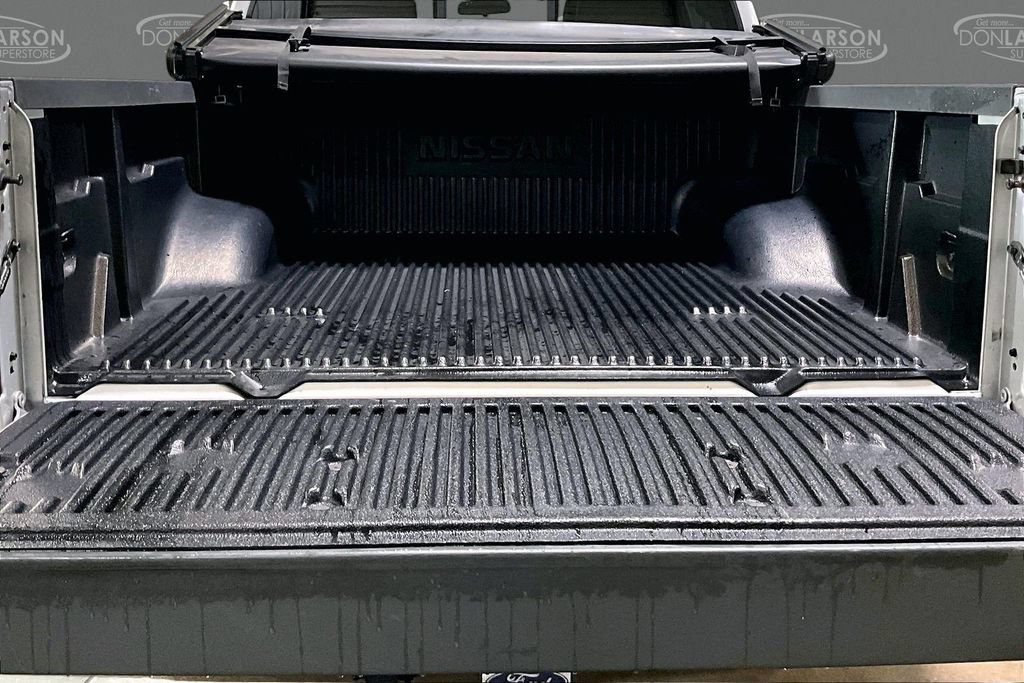 Used 2017 Nissan Frontier SV AWD/4WD image 10