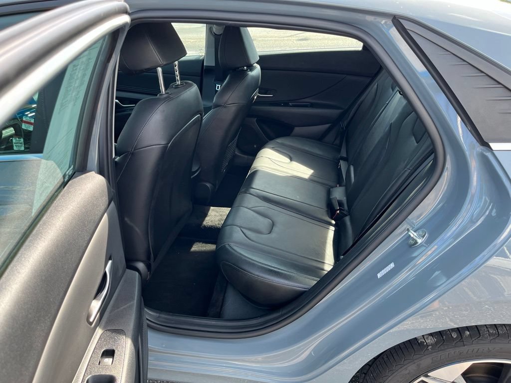 Used 2023 Hyundai Elantra Limited w/ Cargo Package FWD image 51
