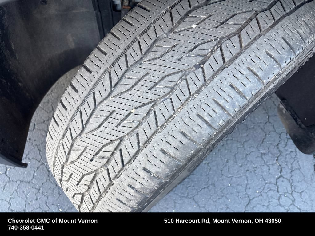Used 2024 Chevrolet Traverse RS w/ LPO, Floor Liner Package AWD/4WD image 43