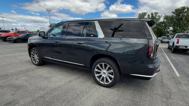 Used 2022 Cadillac Escalade ESV Premium Luxury Platinum AWD/4WD image 6