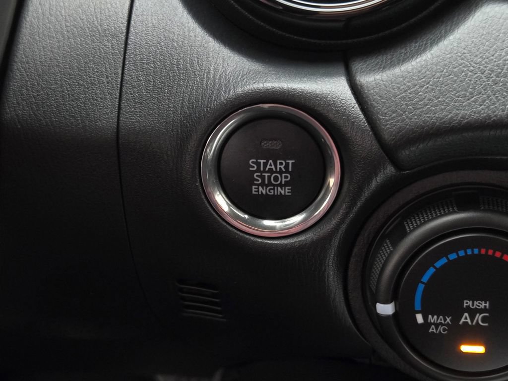 Certified 2024 MAZDA MX-5 Miata Club RWD image 17