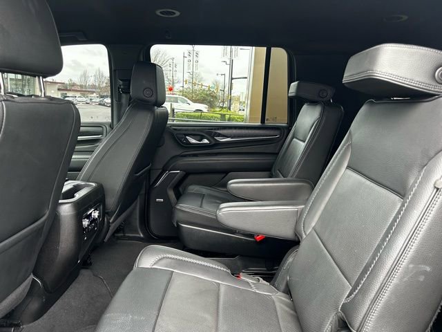 Used 2024 GMC Yukon XL Denali image 11