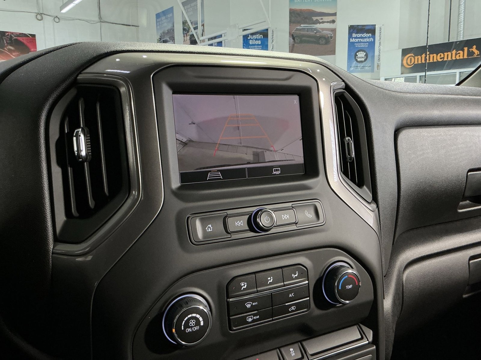 New 2026 Chevrolet Silverado 1500 W/T w/ WT Value Package image 27