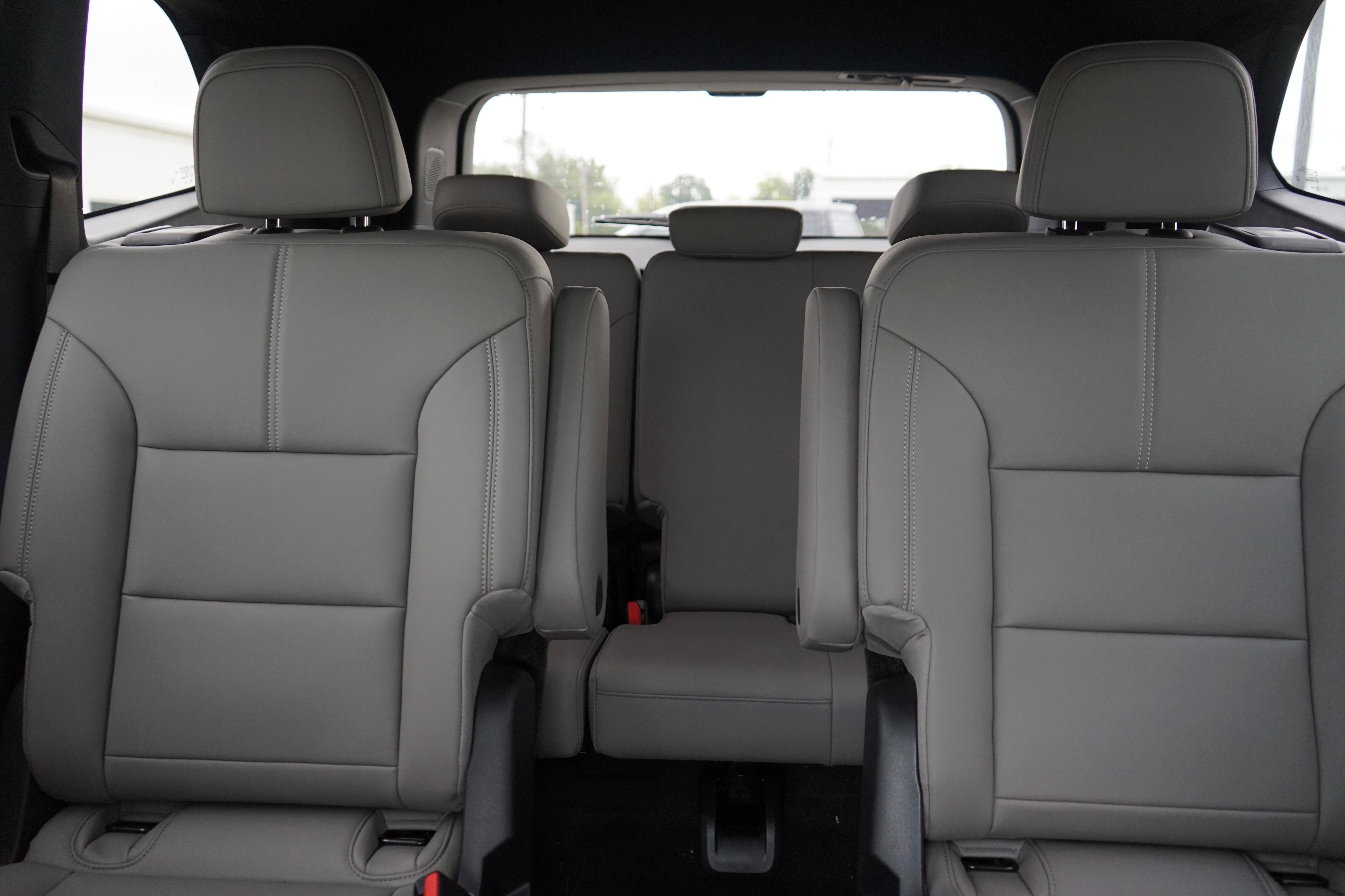 New 2026 GMC Acadia Elevation w/ Elevation Premium Package image 18