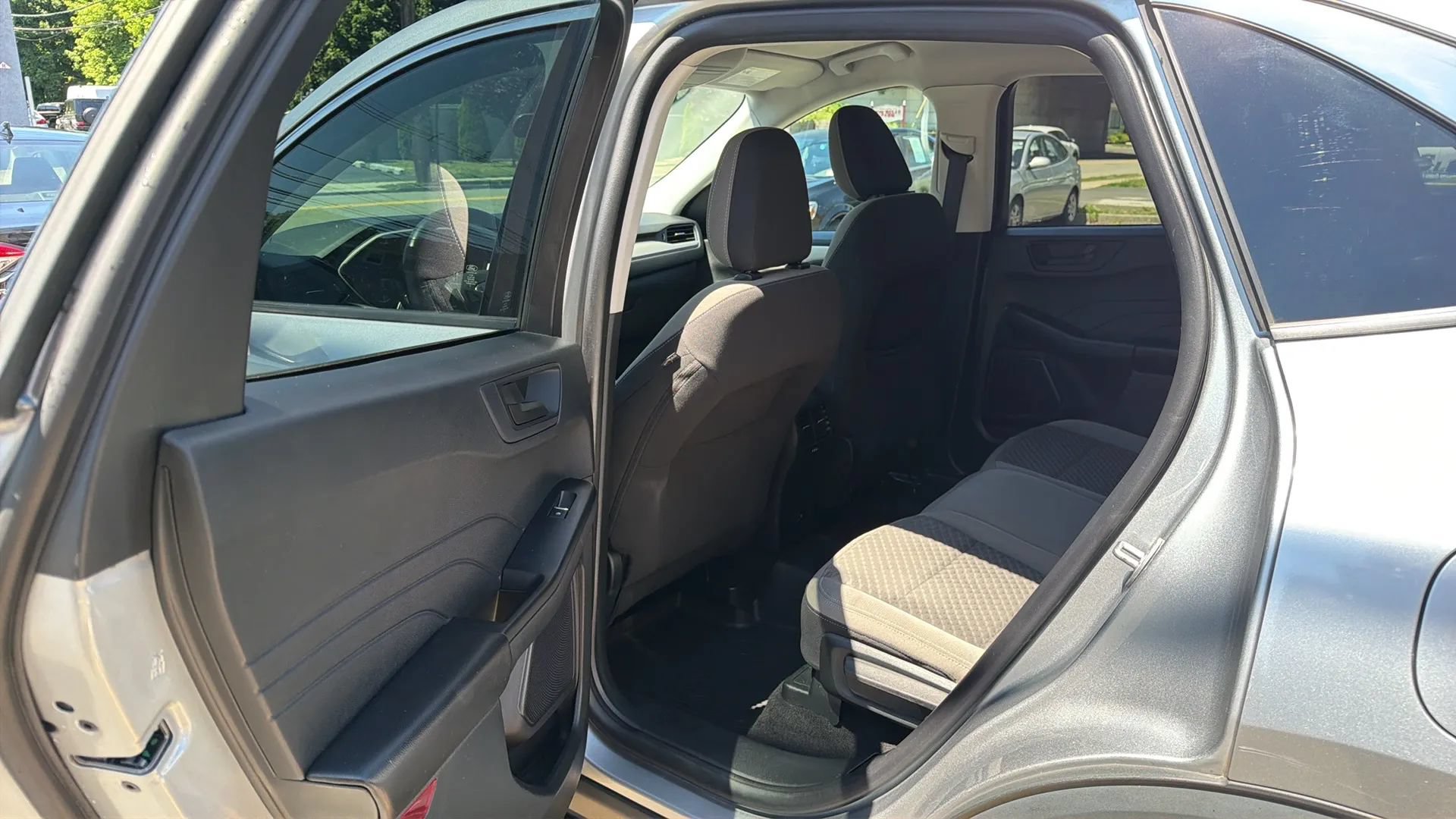 Used 2022 Ford Escape SE w/ Convenience Package AWD/4WD image 28