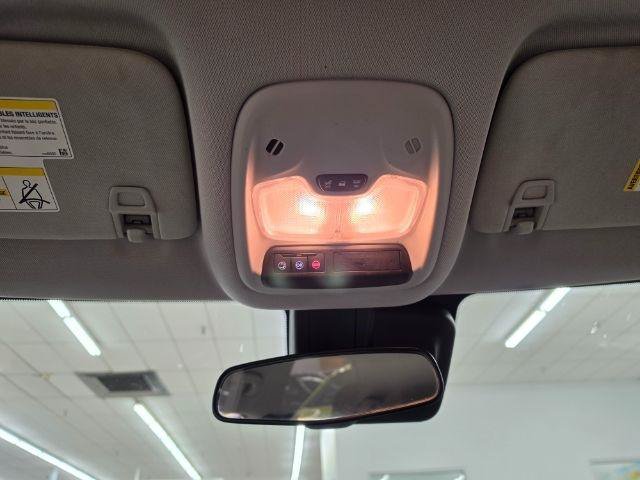 Used 2022 Chevrolet TrailBlazer LT AWD/4WD image 25