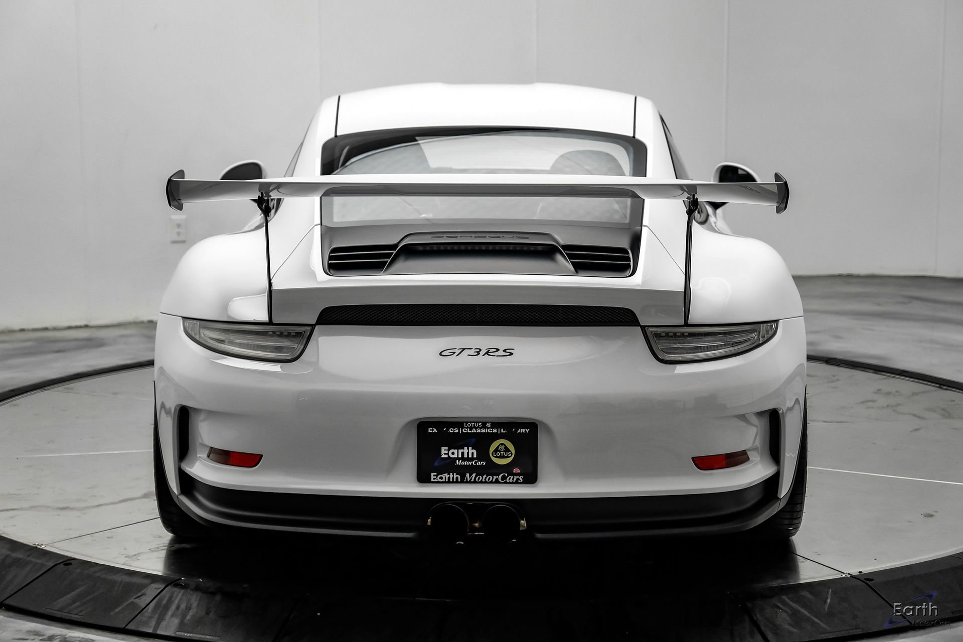 Used 2016 Porsche 911 GT3 RS RWD image 16