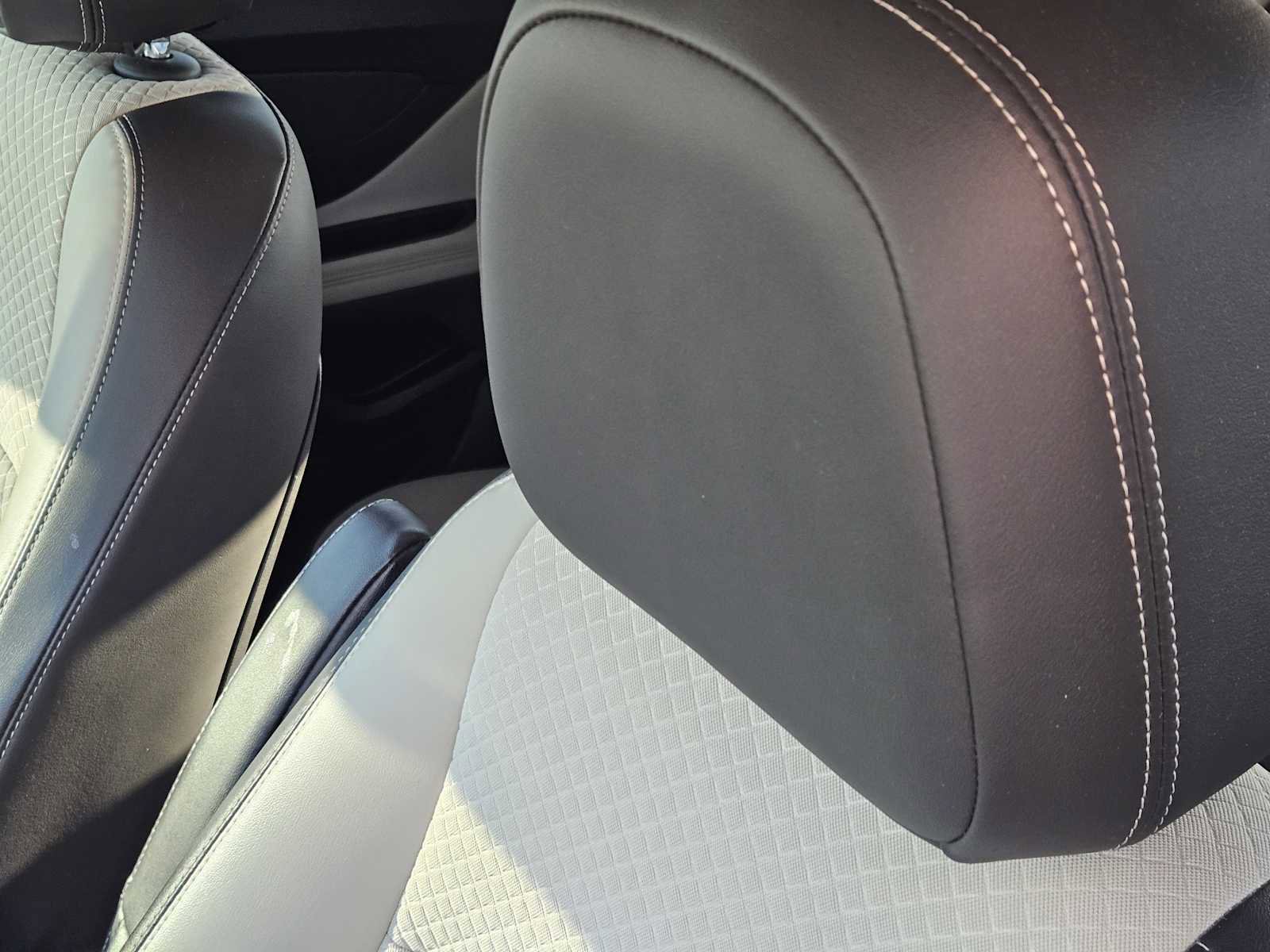 Used 2019 Buick Encore Preferred w/ Safety Package image 14