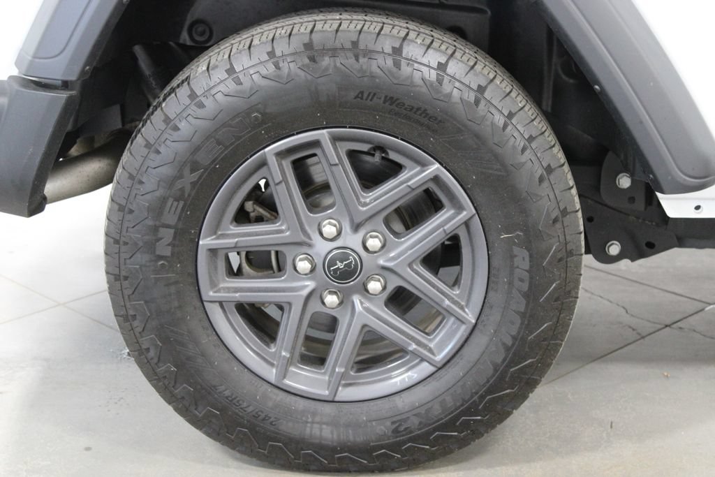 Used 2024 Jeep Wrangler Sport AWD/4WD image 13