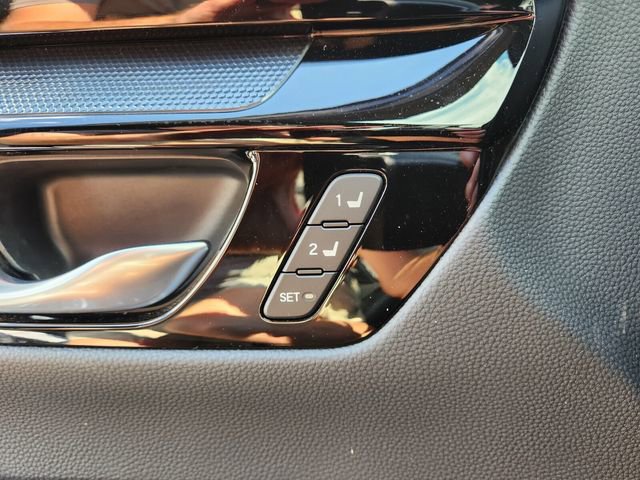 Used 2025 Honda CR-V Sport Touring image 31