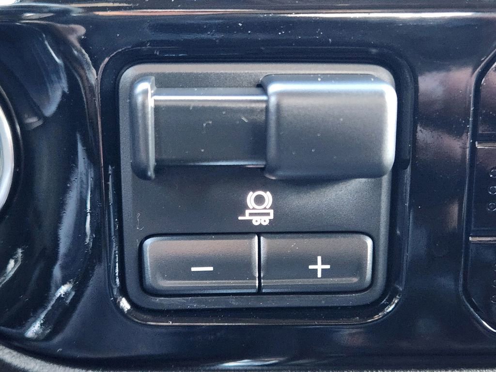 Used 2024 Chevrolet Silverado 3500 High Country w/ High Country Premium Package image 30