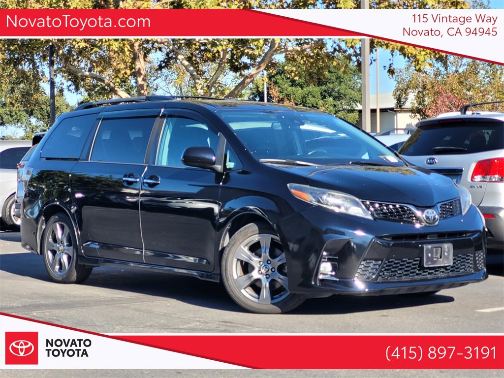Used 2018 Toyota Sienna SE w/ SE Preferred Package