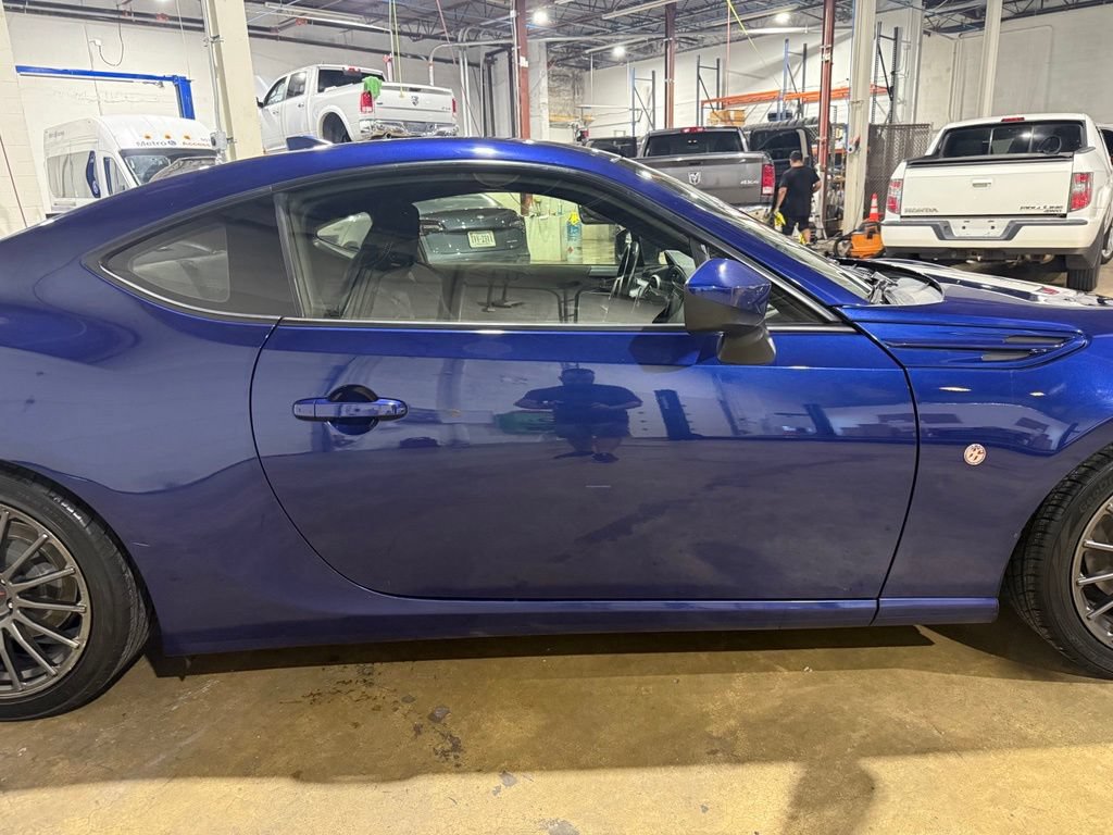 Used 2019 Toyota 86 RWD image 12