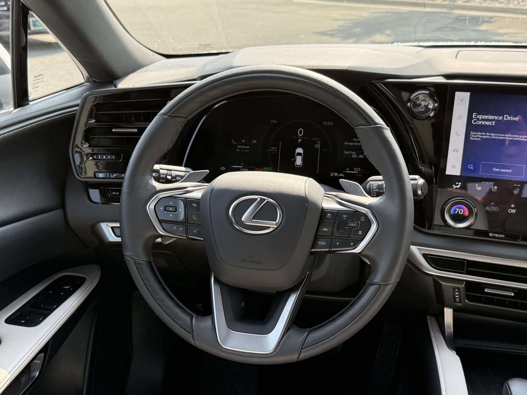 Used 2025 Lexus RX 350h w/ Accessory Package AWD/4WD image 9