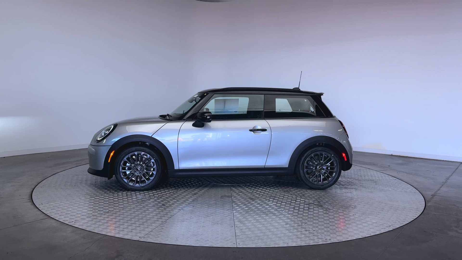New 2026 MINI Cooper S FWD image 5