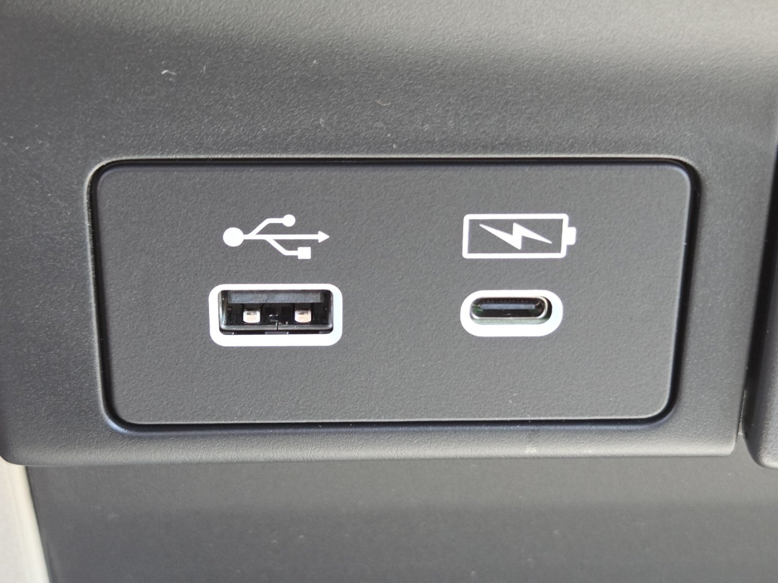 New 2026 Honda Odyssey Touring image 8