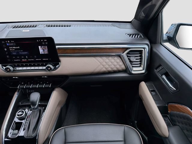 Used 2025 GMC Canyon Denali AWD/4WD image 17