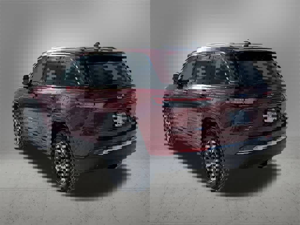 Used 2024 Jeep Grand Cherokee Limited 4xe image 4