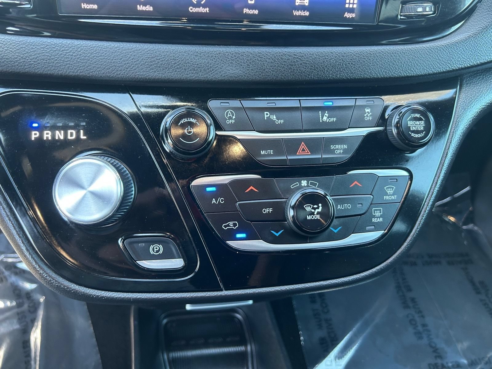 Used 2025 Chrysler Pacifica Select FWD image 25