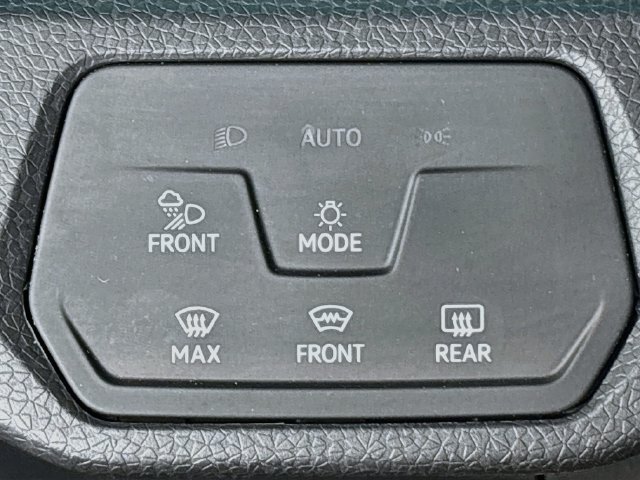 Used 2023 Volkswagen ID.4 Pro S AWD/4WD image 11