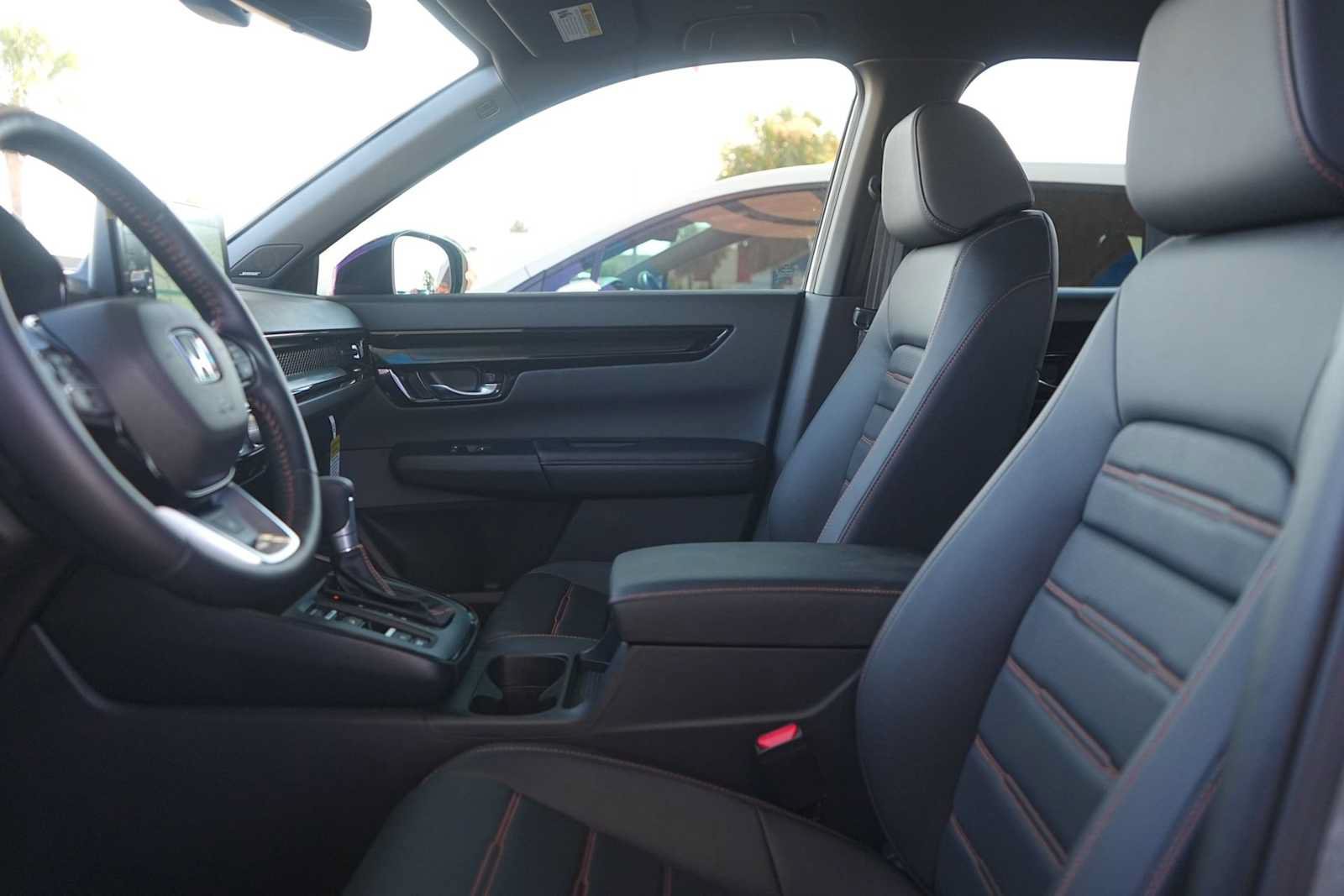 Certified 2026 Honda CR-V Sport Touring image 11