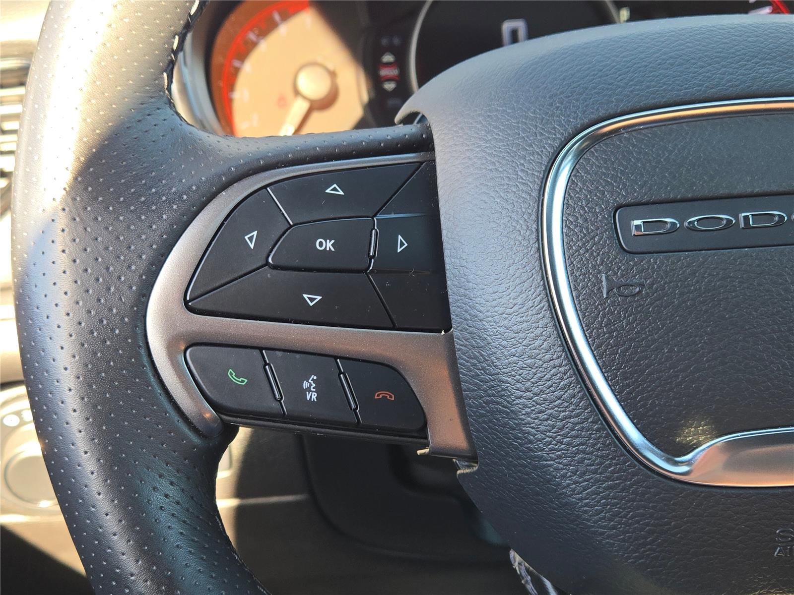 Used 2023 Dodge Durango SXT w/ SXT Blacktop Group image 32